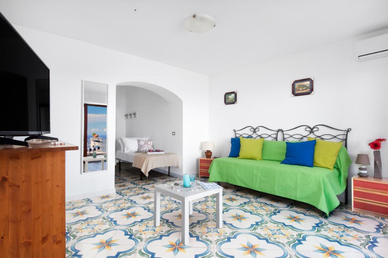 Villa Russo - De Vivo Realty เนราโน ภายนอก รูปภาพ