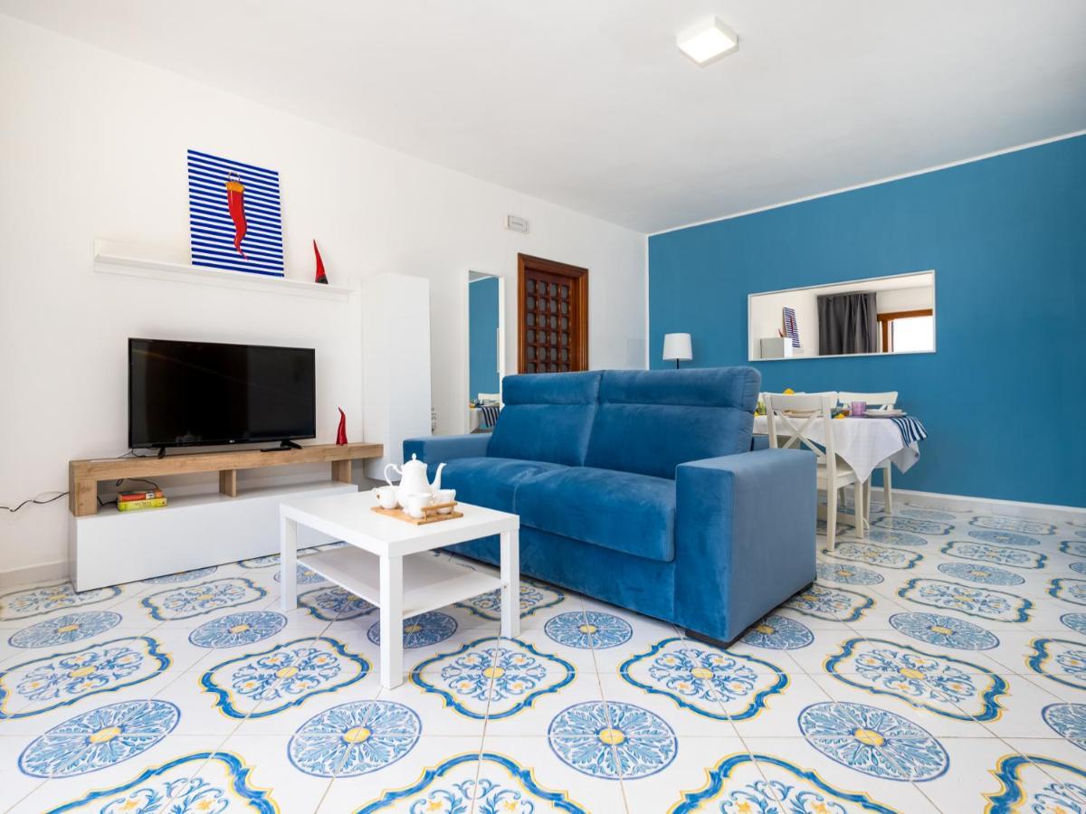 Villa Russo - De Vivo Realty เนราโน ภายนอก รูปภาพ